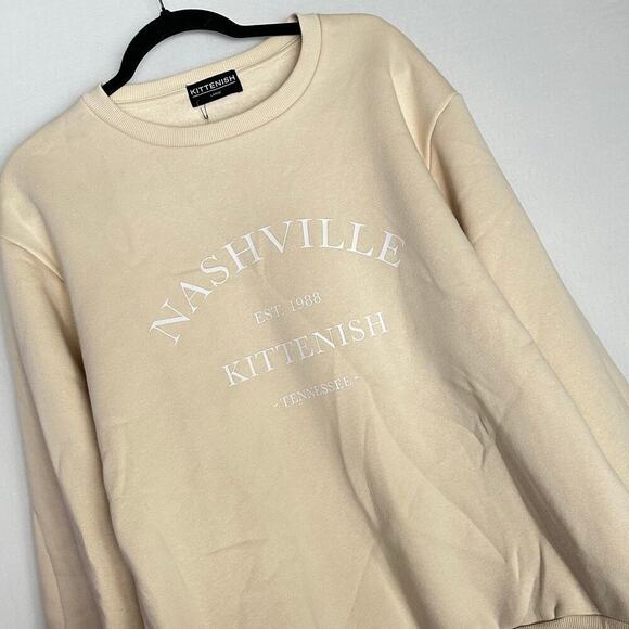 NWT Kittenish Cream Nashville Tennessee Jessie James Crew Neck Oversized Sweater - Picture 1 of 8